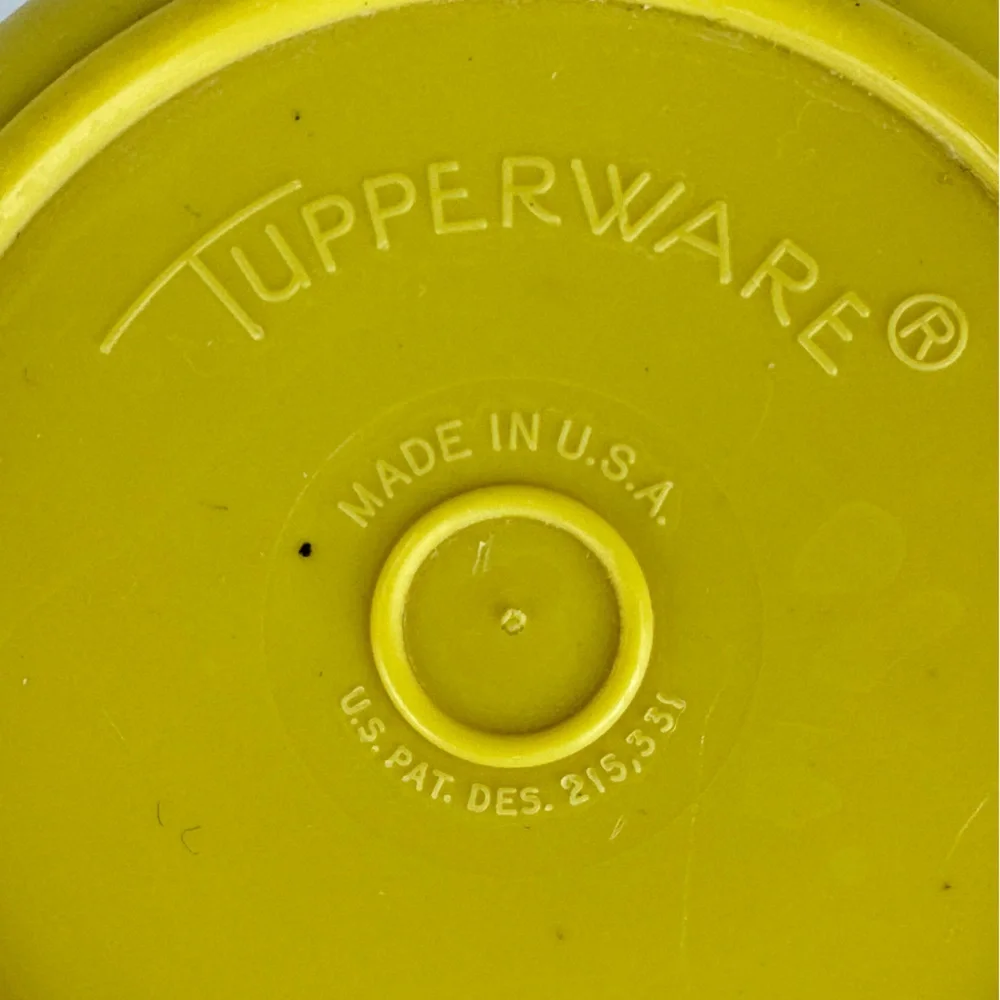 Vintage Tupperware Measuring Cups